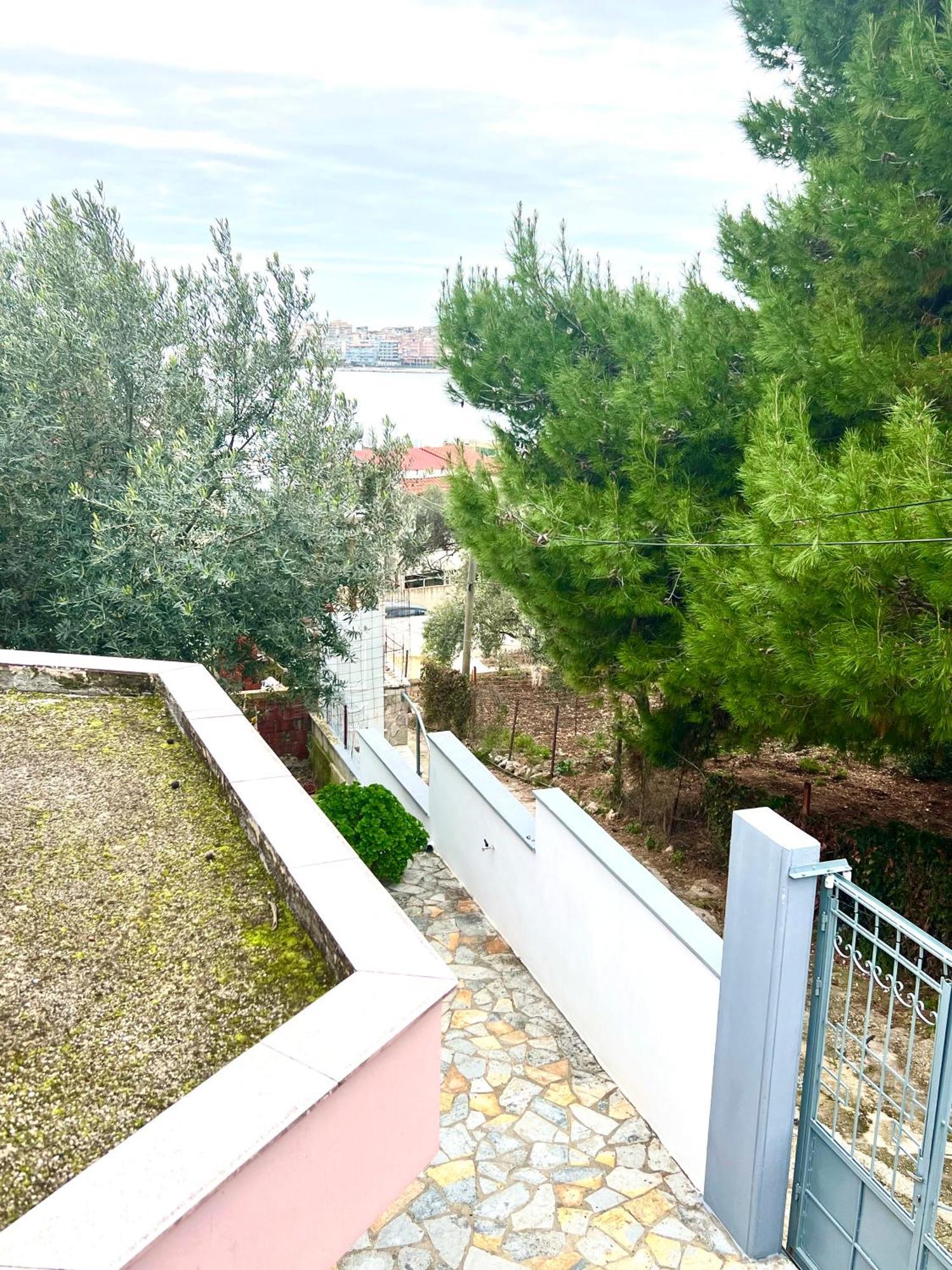 Appartamento Hajdini Apartament Sarandë Esterno foto